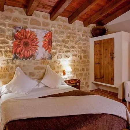 Πανσιόν Restaurante Mas Del Rei 4*